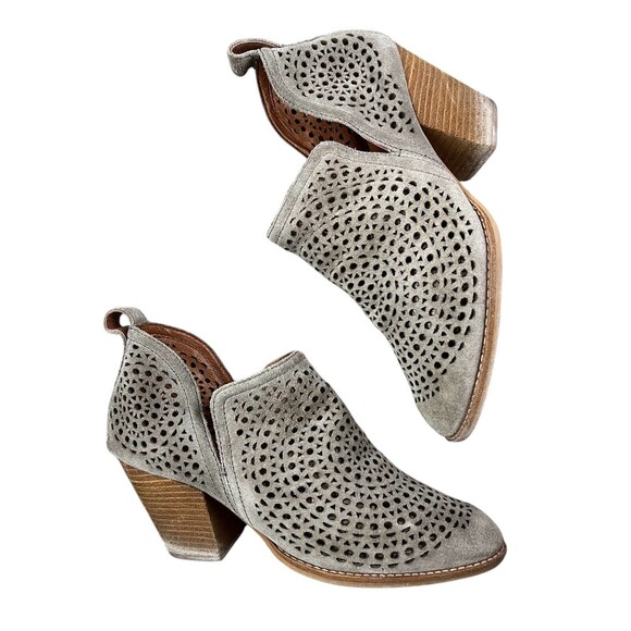 Jeffrey Campbell Rosalee Perforated Ankle Boots  Size 8.5  Gray Suede  Western - Picture 1 of 10